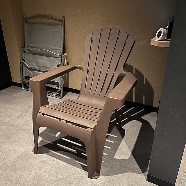 広々としたスペースでエアコンとサーキュレーターを完備し、最高のととのい体験をお約束します。